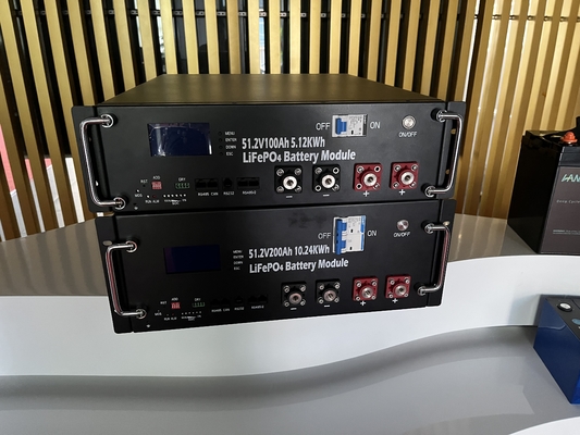 Bateria de lítio-ferro-fosfato de saída de tensão de 24 V e de longa duração para armazenamento de energia doméstica